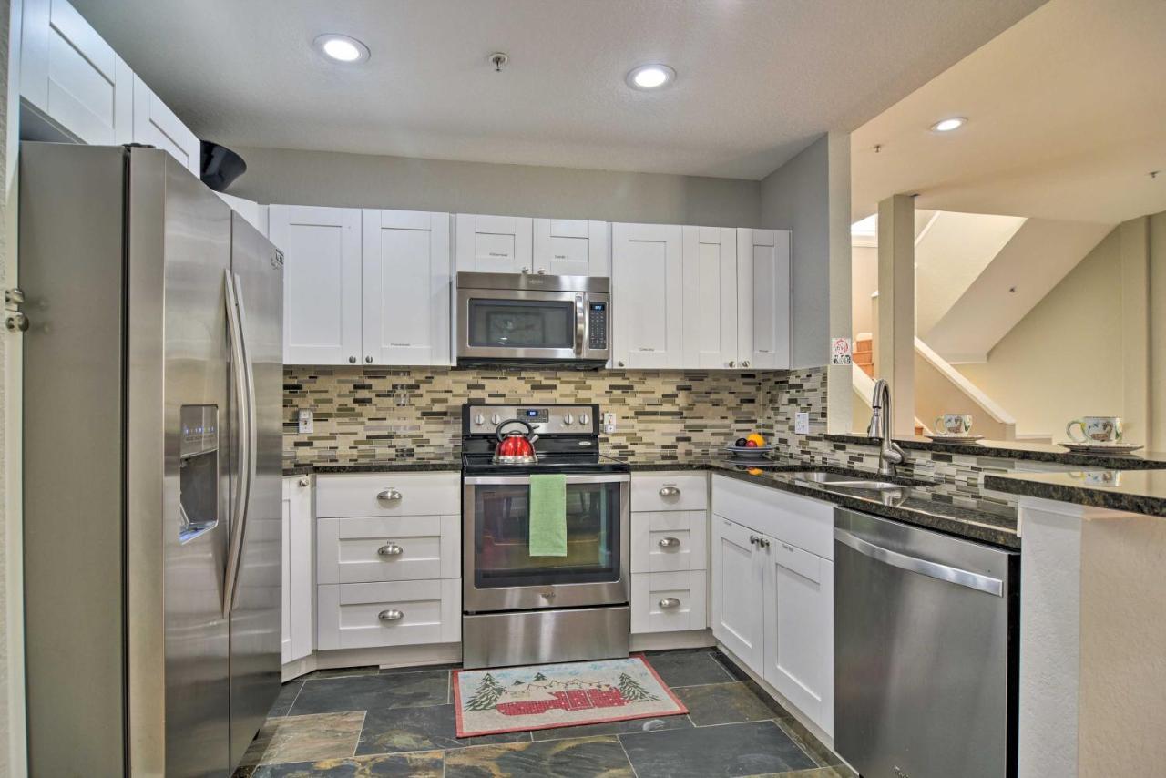 Coastal Sea Side Townhome - Walk To Beach! เคลียร์วอเตอร์บีช ภายนอก รูปภาพ