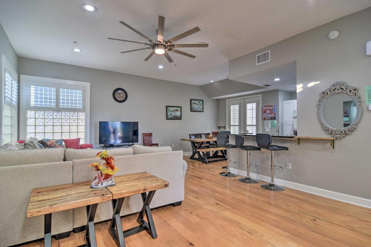 Coastal Sea Side Townhome - Walk To Beach! เคลียร์วอเตอร์บีช ภายนอก รูปภาพ
